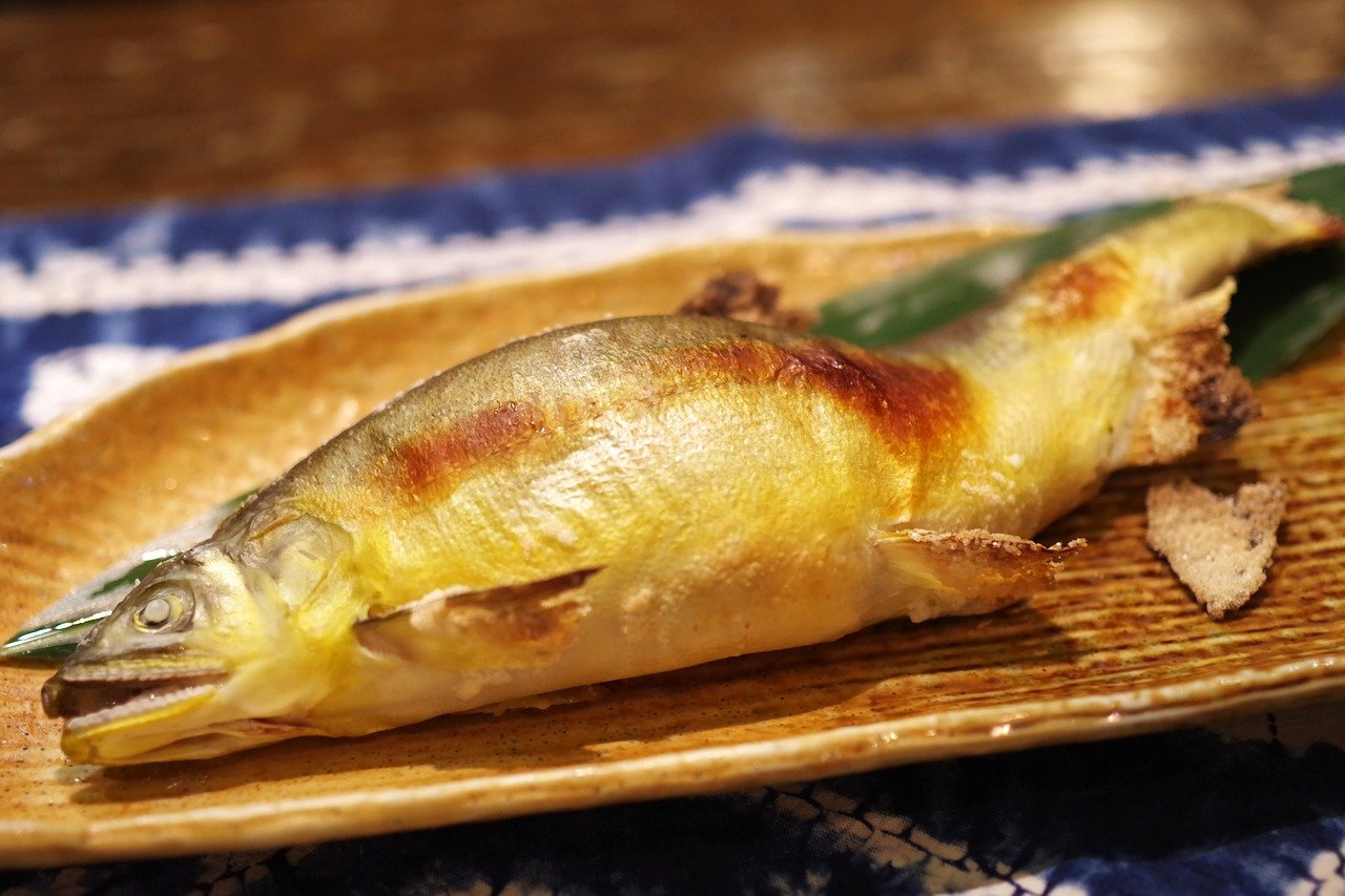 黄金色に焼けたのどぐろ